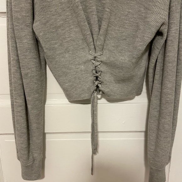 BCBG LONG SLEEVE SHIRT - Picture 2 of 3